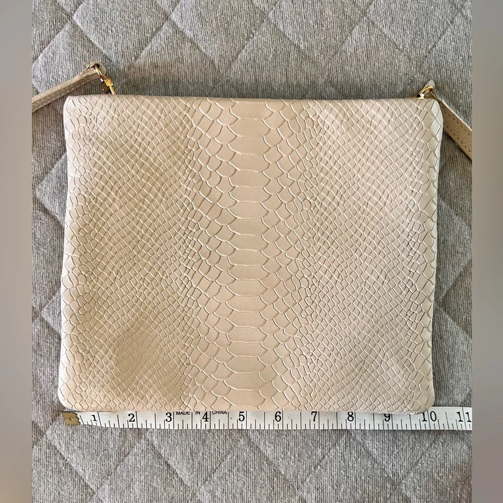 GIGI NEW YORK Skylar Military Python Embossed Cream Leather Crossbody Purse Bag - Picture 7 of 12